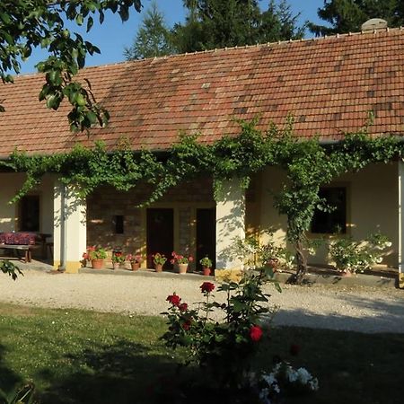 Koppany Lovasudvar Bakonykoppány Exterior foto
